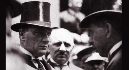 Şapka, Uçaktan da Musul'dan da Öncelikliydi